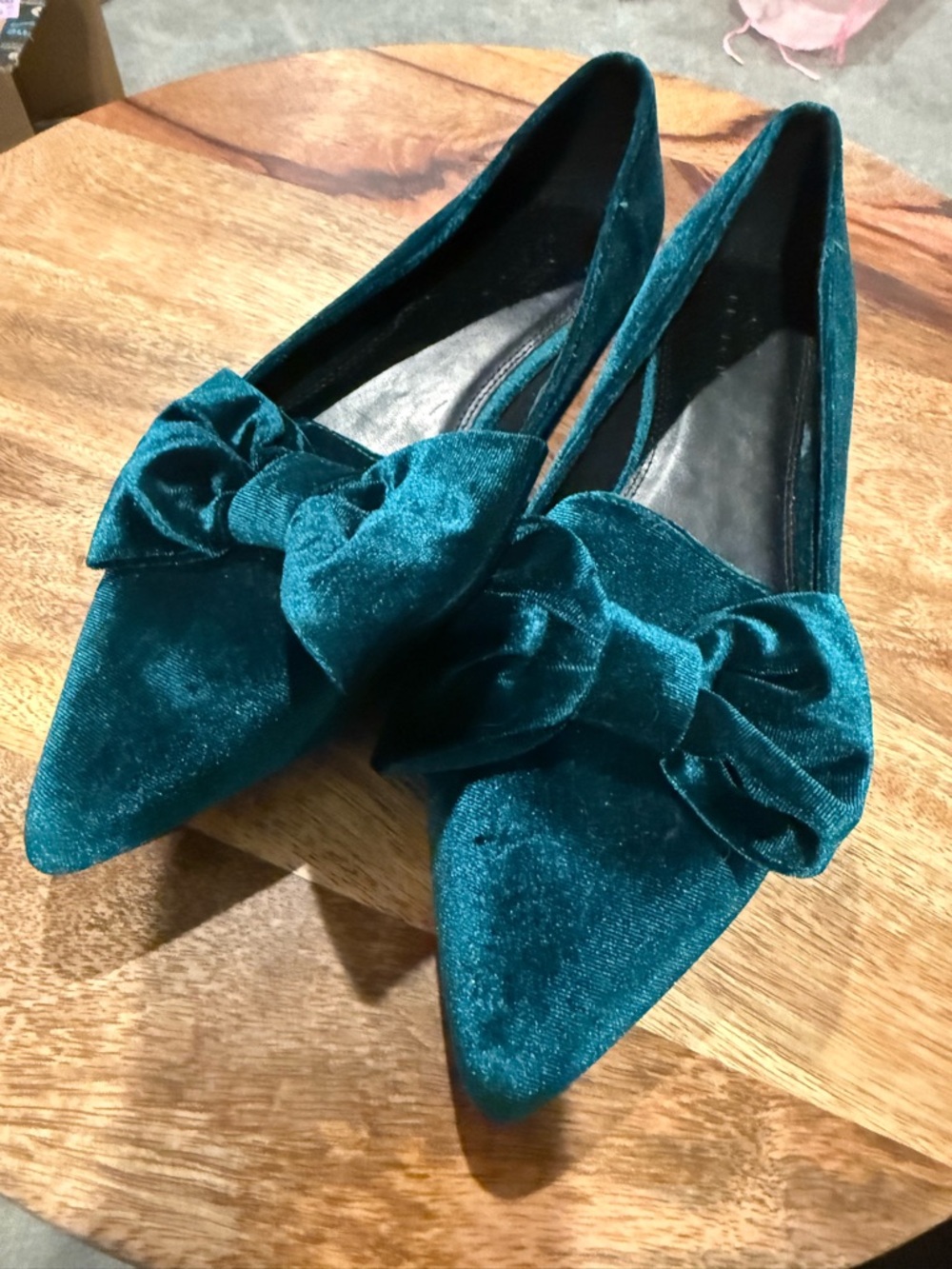 ASOS Teal, Green Velvet Pointed Flats with Bow Detail. Never worn. NWOB. Size 9.